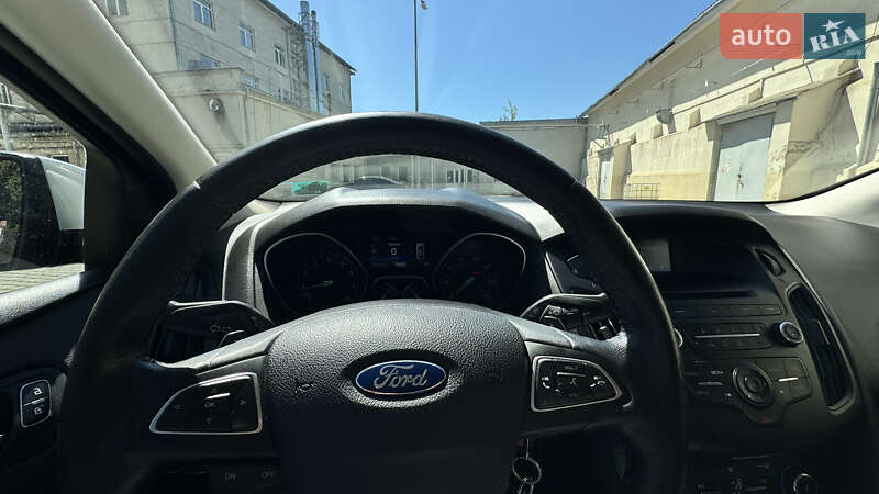 Седан Ford Focus 2015 в Львове