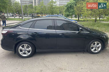Седан Ford Focus 2013 в 
