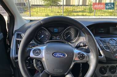Универсал Ford Focus 2014 в 