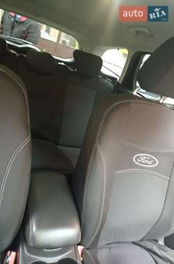 Універсал Ford Focus 2011 в 
