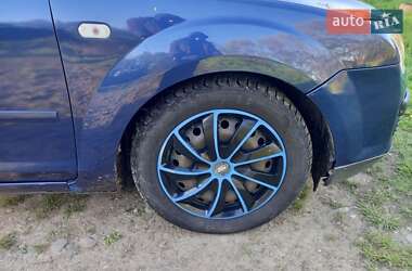 Хэтчбек Ford Focus 2007 в 