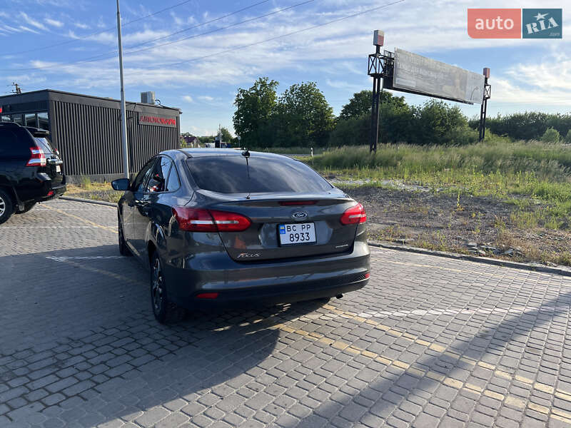 Седан Ford Focus 2017 в Львове