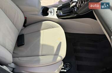 Хэтчбек Ford Focus 2013 в 