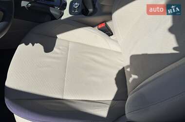 Хэтчбек Ford Focus 2013 в 