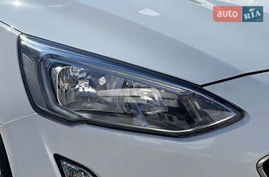 Хэтчбек Ford Focus 2019 в 