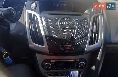 Универсал Ford Focus 2014 в 