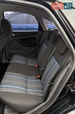Хэтчбек Ford Focus 2008 в 