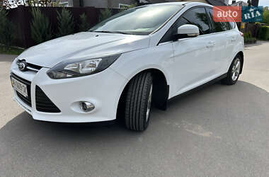 Хэтчбек Ford Focus 2013 в 