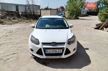 Хэтчбек Ford Focus 2014 в 