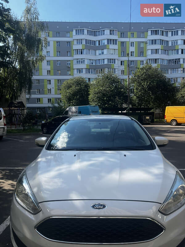 Седан Ford Focus 2017 в Луцке фото 4 Седан Ford Focus 2017 в Луцке