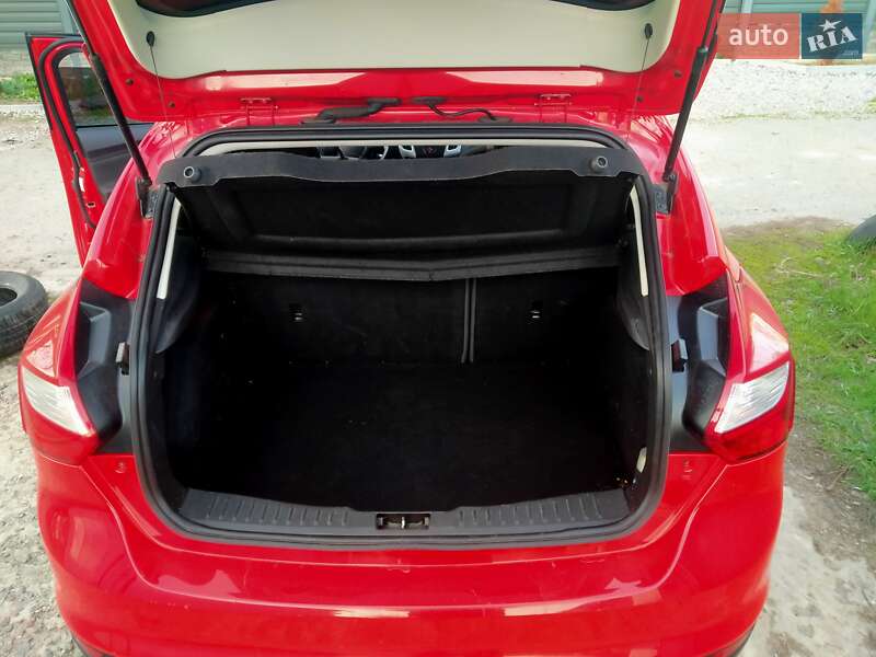 Хэтчбек Ford Focus 2013 в Полтаве фото 9 Хэтчбек Ford Focus 2013 в Полтаве