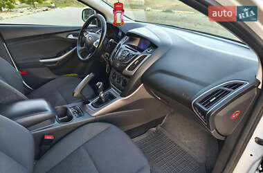 Универсал Ford Focus 2013 в 