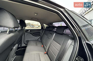 Хэтчбек Ford Focus 2010 в 