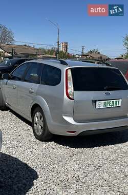 Универсал Ford Focus 2010 в 