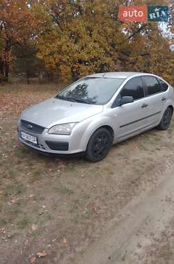 Хэтчбек Ford Focus 2007 в 