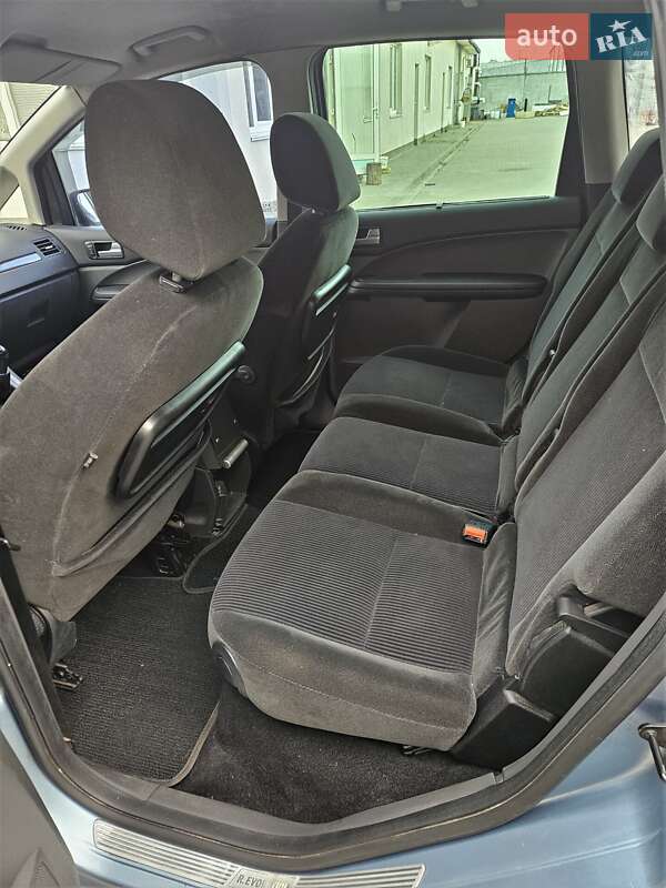 Универсал Ford Focus 2004 в Киеве фото 17 Универсал Ford Focus 2004 в Киеве
