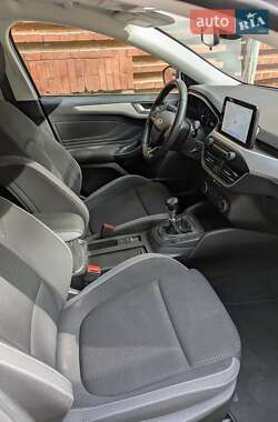 Универсал Ford Focus 2018 в 