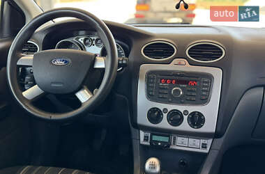Универсал Ford Focus 2010 в 