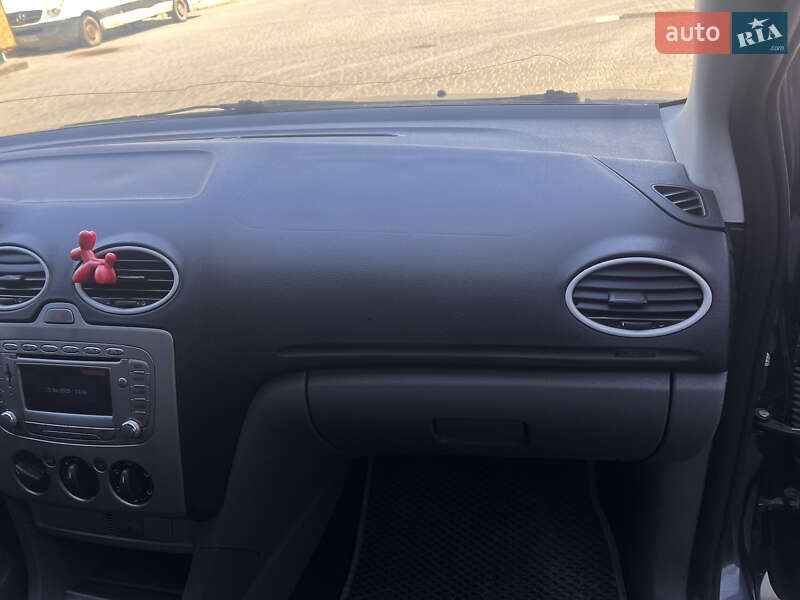 Хэтчбек Ford Focus 2011 в Одессе