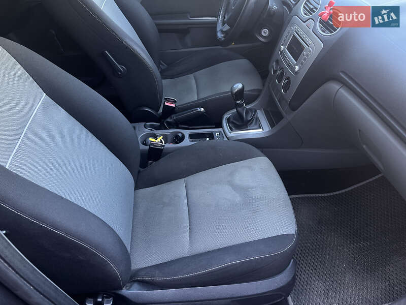 Хэтчбек Ford Focus 2011 в Одессе