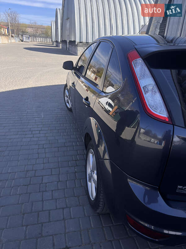 Хэтчбек Ford Focus 2011 в Одессе
