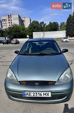 Седан Ford Focus 2004 в Новомосковске