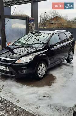 Універсал Ford Focus 2010 в Івано-Франківську