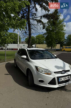 Седан Ford Focus 2014 в 