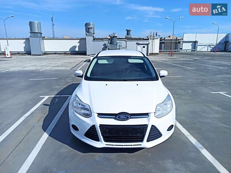 Универсал Ford Focus 2012 в Киеве фото 6 Универсал Ford Focus 2012 в Киеве