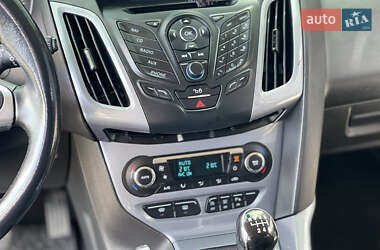 Универсал Ford Focus 2013 в 
