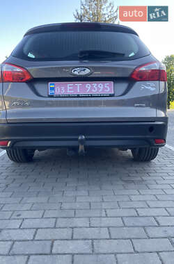 Универсал Ford Focus 2012 в 