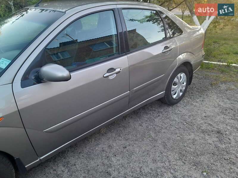 Седан Ford Focus 2003 в Вышгороде