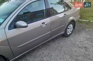 Седан Ford Focus 2003 в 
