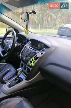 Хэтчбек Ford Focus 2014 в 