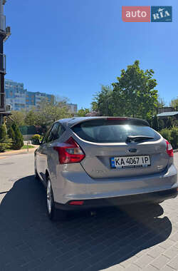 Хетчбек Ford Focus 2014 в 