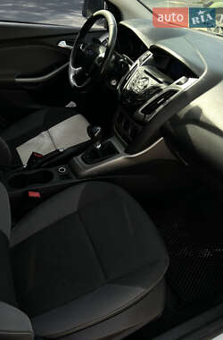 Универсал Ford Focus 2012 в 