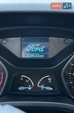 Универсал Ford Focus 2011 в 