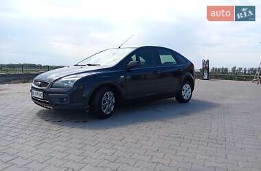 Хэтчбек Ford Focus 2005 в Белогорье