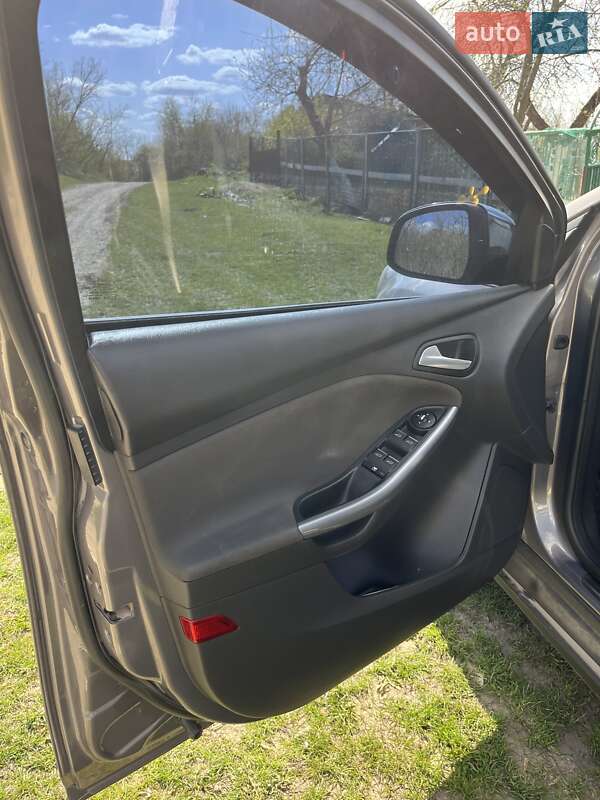 Универсал Ford Focus 2011 в Волочиске