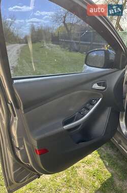 Универсал Ford Focus 2011 в 