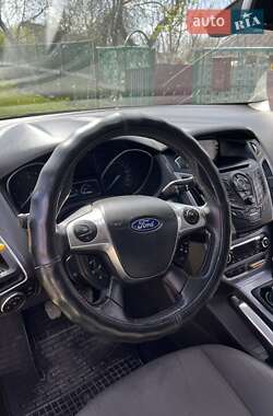 Универсал Ford Focus 2011 в 