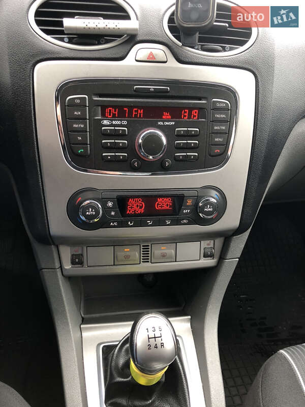 Универсал Ford Focus 2010 в Львове