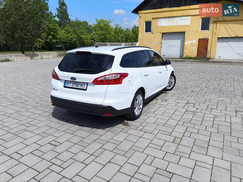 Универсал Ford Focus 2011 в Долине