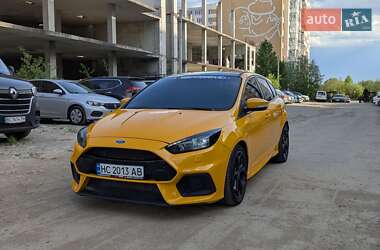 Хэтчбек Ford Focus 2013 в 