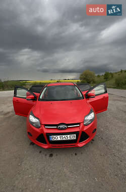 Хэтчбек Ford Focus 2014 в 