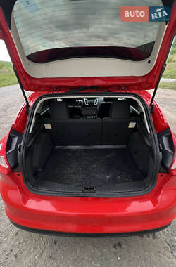 Хэтчбек Ford Focus 2014 в 