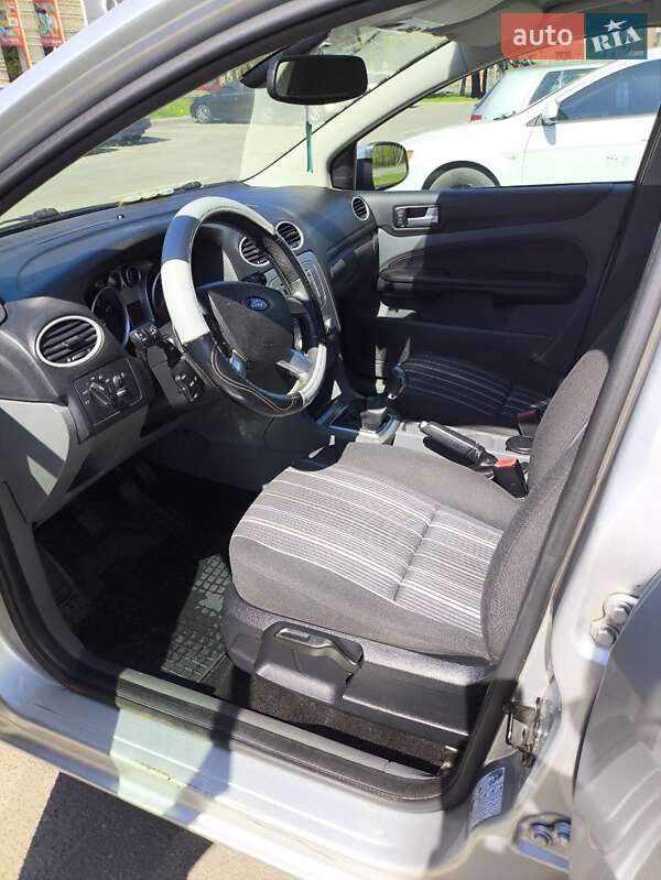 Седан Ford Focus 2008 в Днепре