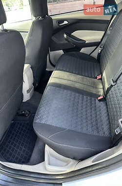 Седан Ford Focus 2016 в 