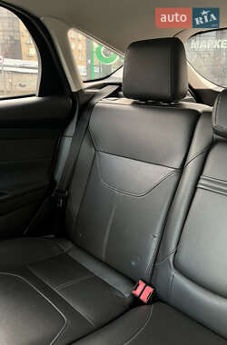 Хэтчбек Ford Focus 2015 в 