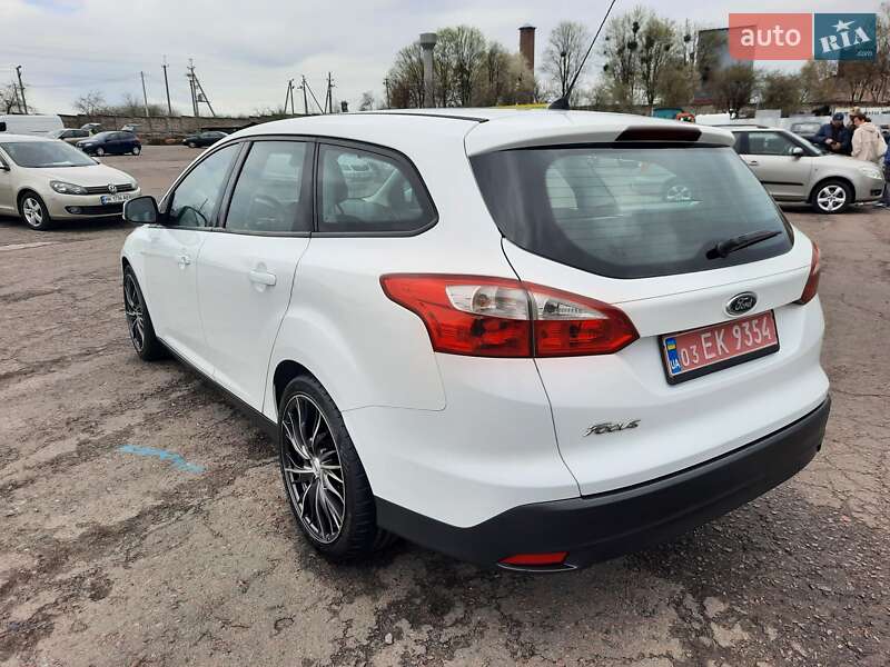 Универсал Ford Focus 2011 в Ровно